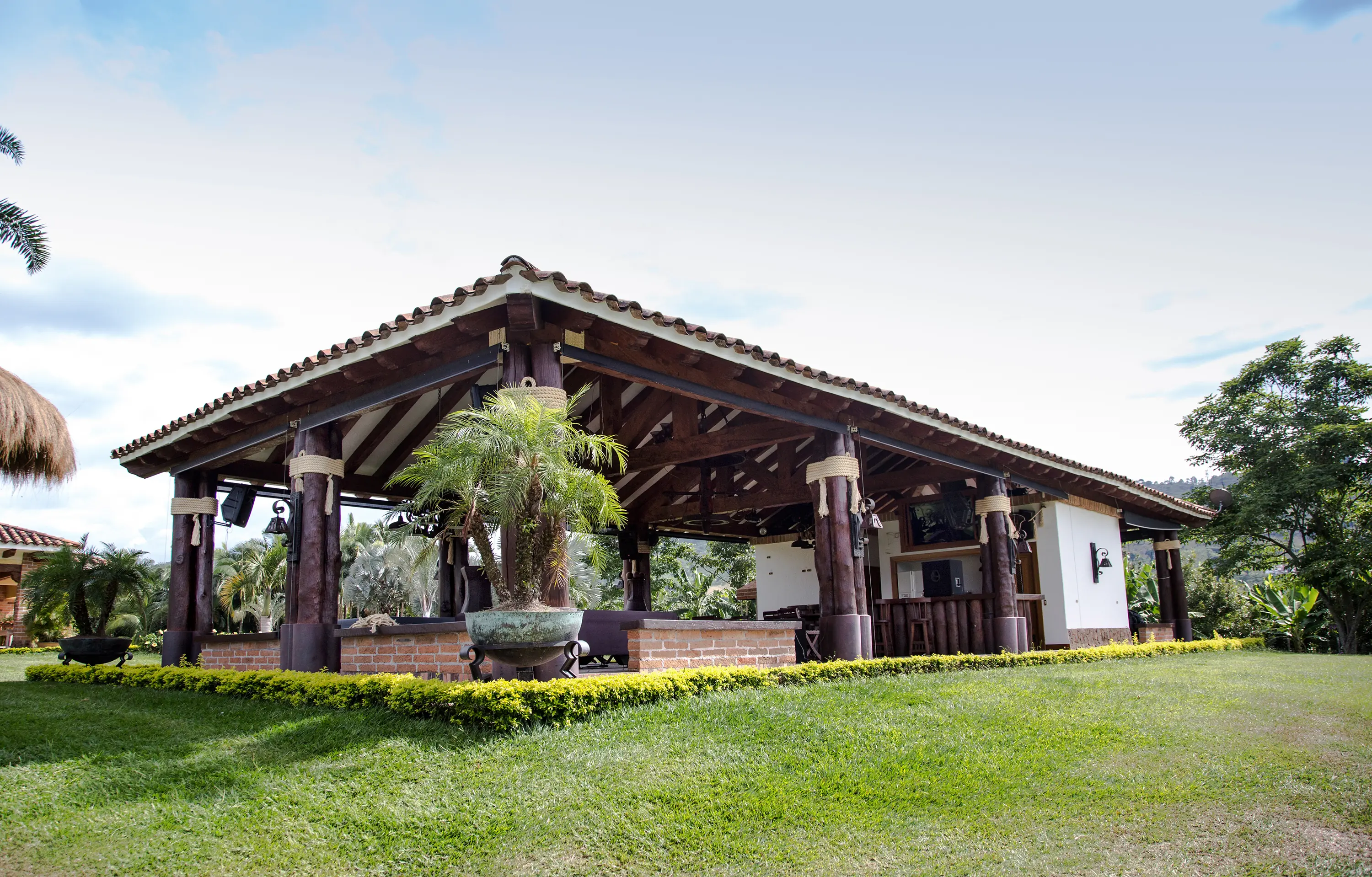 Proyecto Inmobiliario Kioscos y Espacios de Recreación